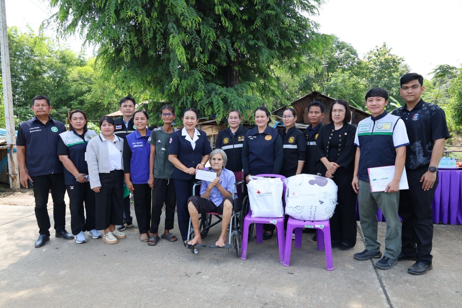  ❤️ สพอ.บางระกำ : ร่วมติดตามการลงพื้นที่ของเหล่ากาชาดจังหวัดพิษณุโลก ตรวจเยี่ยมผู้ป่วยในพระบรมราชานุเคราะห์ พระบาทสมเด็จพระปรเมนทรรามาธิบดีศรีสินทรมหาวชิราลงกรณ พระวชิรเกล้าเจ้าอยู่หัว ประจำปี พ.ศ.2570 และ ร่วมตรวจเยี่ยมให้กำลังใจ  ผู้ด้อยโอกาส ผู้ยากไร้ ผู้ป่วยติดเตียง ผู้สูงอายุ 
