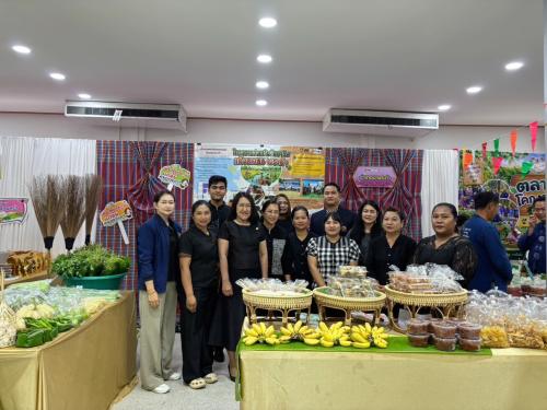 💰สพอ.บางระกำ ร่วมมหกรรมความสำเร็จการพัฒนาคุณภาพชีวิตของประชาชน ประจำปีงบประมาณ พ.ศ. 2569 พร้อมนำเสนอผลสำเร็จ “สัมมาชีพแก้จน คนบางระกำ”